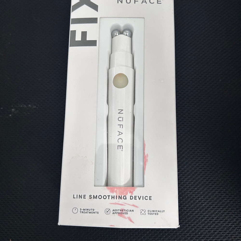 NuFace White Line Smoothing Tool